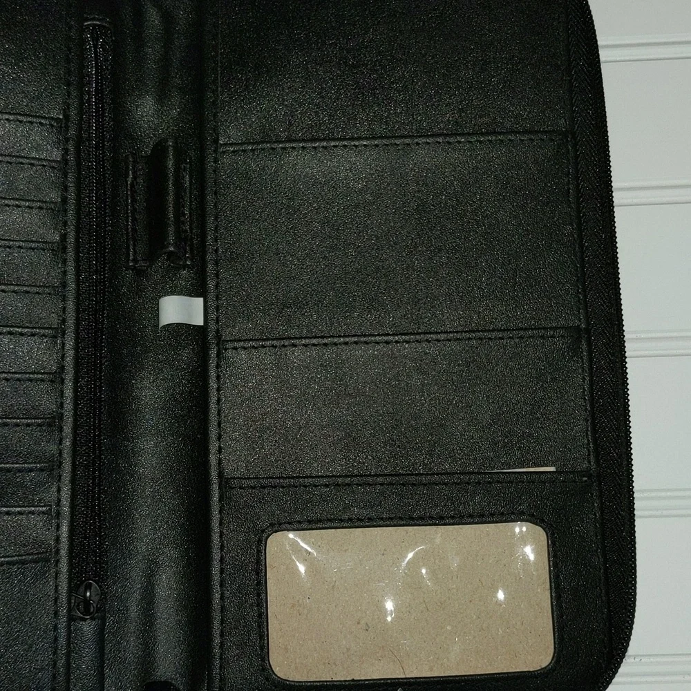 Zip Around Travel Organizer Wallet - Picture 10 of 10